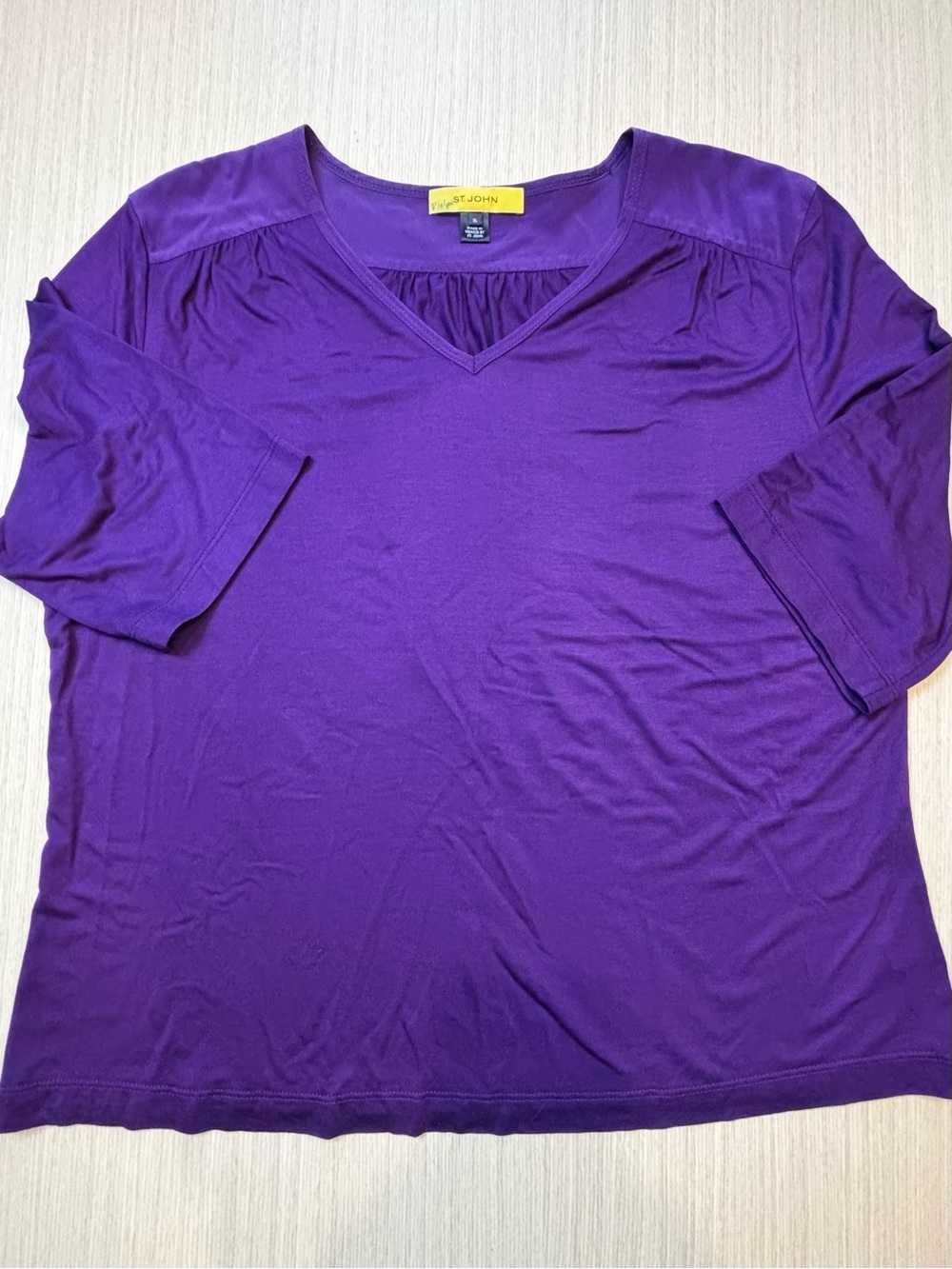 St. John Purple Violet V-Neck Gathered Shoulder Knit Top XL